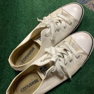 Converse Dainty